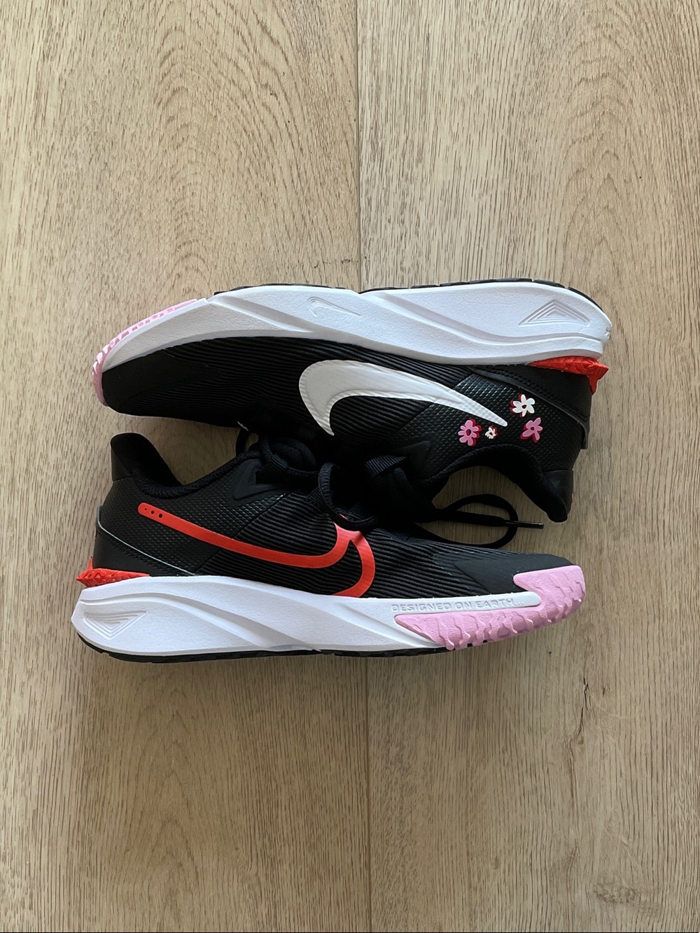 Nike (GS) Star Runner 04 NN SE Black Pink Red